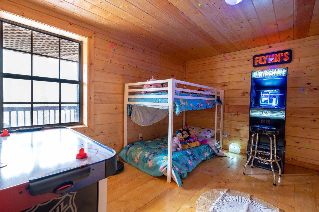 Three Dog Night - Pet-Friendly Cabin With Hot Tub Villa Blue Ridge Kültér fotó